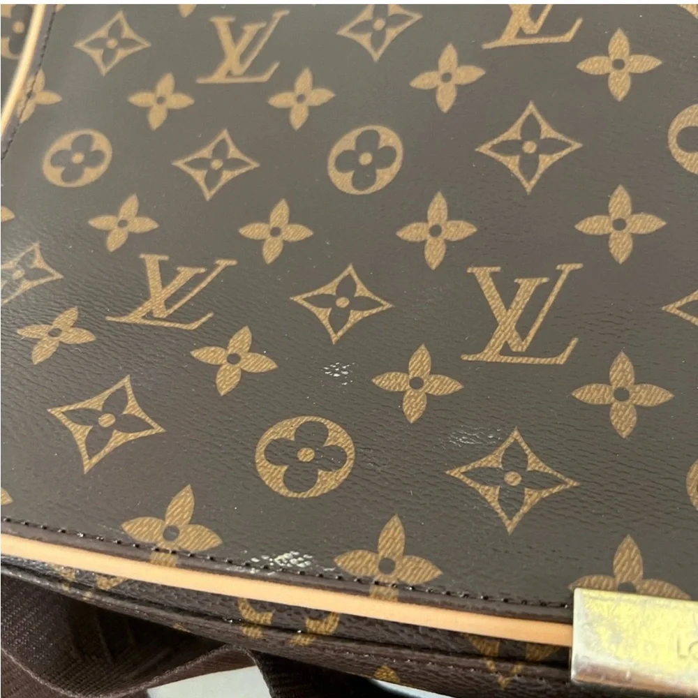 Louis Vuitton Brown Monogram Messenger Bag with Gold Hardware